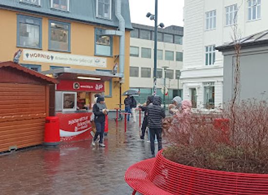 iceland/keflavik/landmark/bajarins-beztu-pylsur