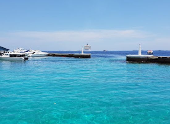 maldives/faafu-atoll/landmark/republic-square
