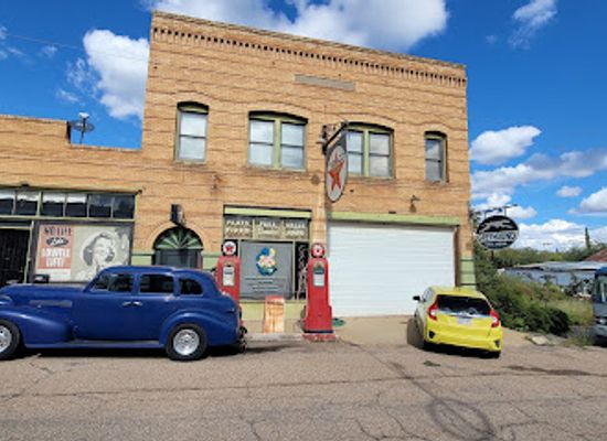 arizona/huachuca-mountains/landmark/abandoned-lowell-police-department