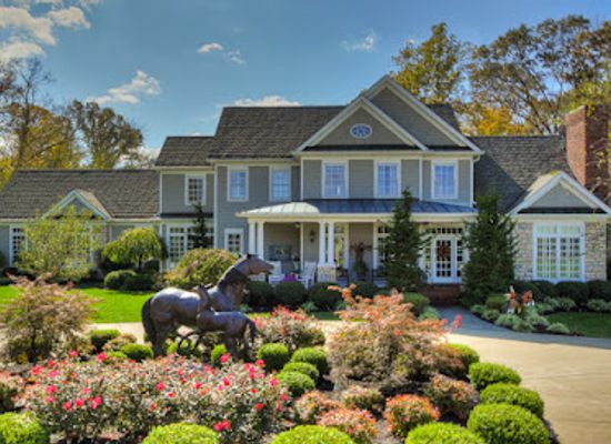 kentucky/outer-bluegrass/landmark/bluegrass-country-estate
