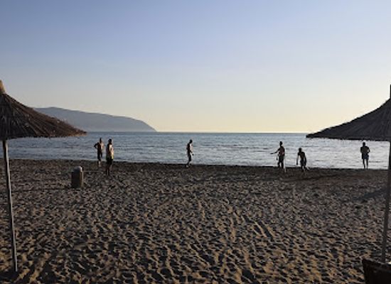 albania/vlora-coast/landmark/barracuda