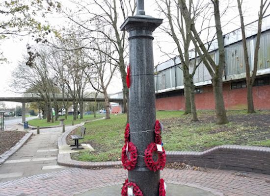 united-kingdom/essex/landmark/laindon-war-memorial