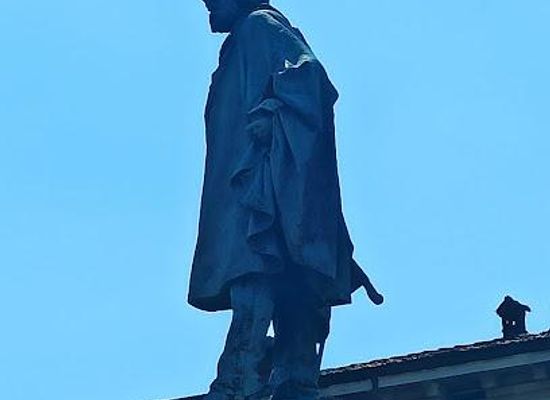 switzerland/locarno/landmark/piazza-vittoria