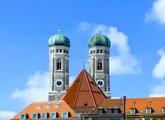 germany/munich-countryside/landmark/frauenkirche