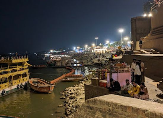 india/varanasi/assi-ghat/landmark/assi-ghat