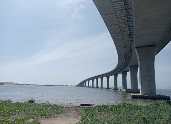 brunei/muara/landmark/pulau-muara-besar-bridge