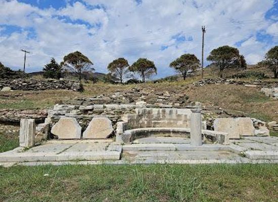 greece/cyclades/landmark/temple-of-poseidon-and-amphitrite