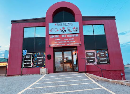 minnesota/rochester/landmark/old-school-arcade-and-axe-throwing