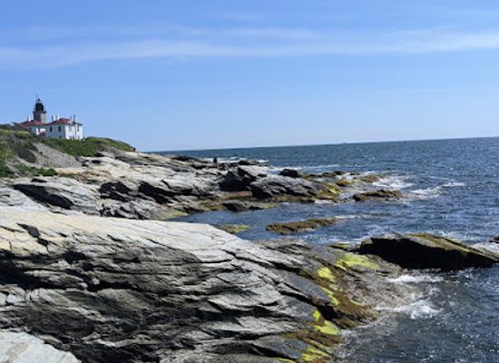 rhode-island/narragansett-bay/landmark/beavertail-state-park