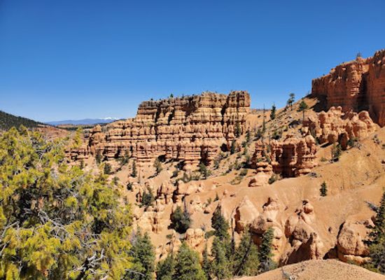 utah/dixie-national-forest/landmark/golden-wall-trailhead