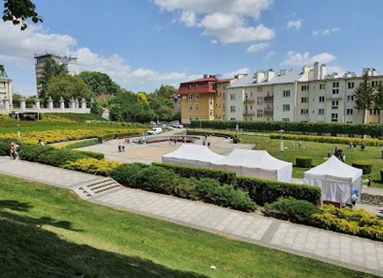 poland/rzeszow/landmark/multimedia-fountain-rzeszow