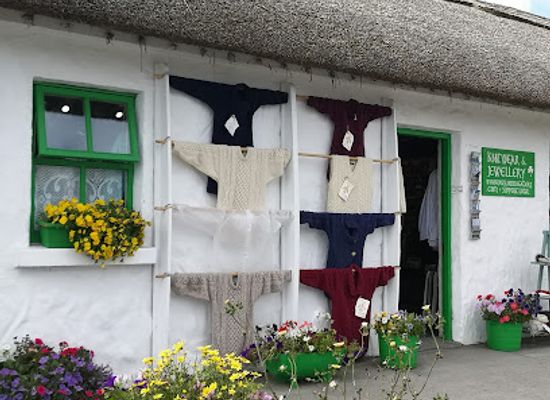 ireland/aran-islands/landmark/an-tuirne-aran-islands-sweaters