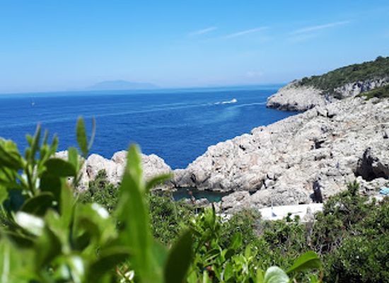 italy/capri/landmark/lido-del-faro