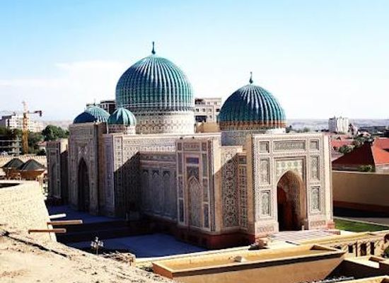 tajikistan/khujand/landmark/khujand-fortress
