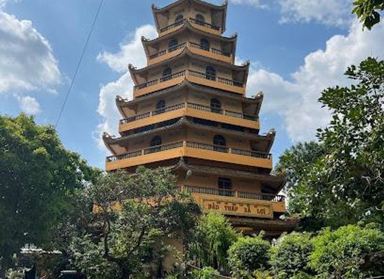 vietnam/ho-chi-minh-city/landmark/giac-lam-buddhist-temple
