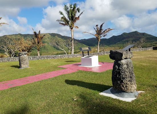 guam/yigo/landmark/guam-veterans-memorial-humatak
