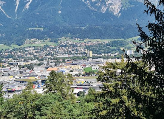 austria/zillertal/landmark/schloss-ambras-innsbruck