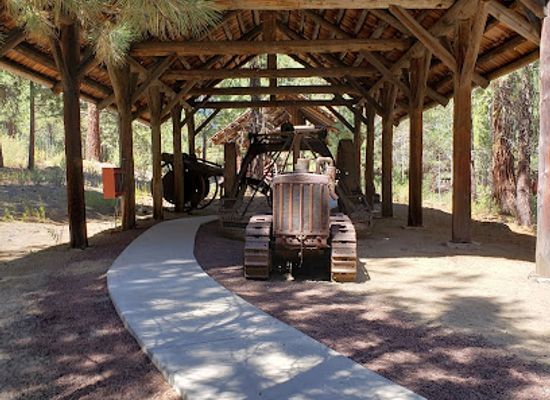 oregon/southern-oregon/landmark/collier-memorial-state-park