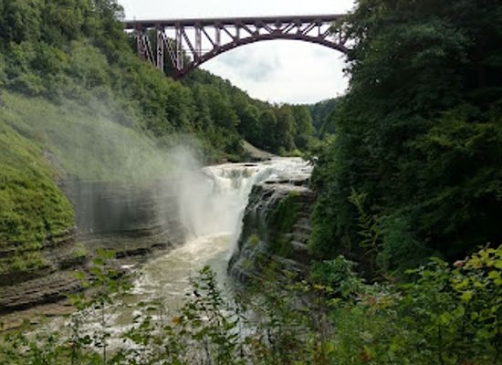 new-york/letchworth-state-park/landmark/perry-entrance-letchworth-state-park