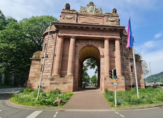 germany/heidelberg/altstadt/landmark/karlstor
