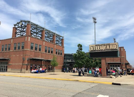 indiana/gary/landmark/gary-southshore-railcats