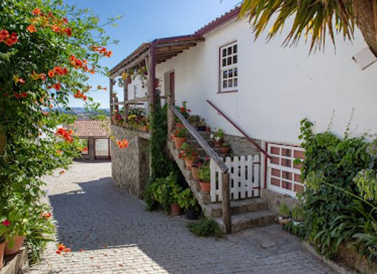 portugal/douro-valley/landmark/quinta-da-estrada-winery-douro-valley