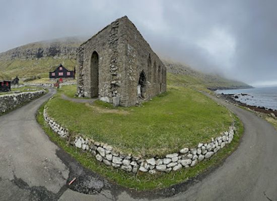 faroe-islands/skuvoy-island/landmark/kirkjubomururin