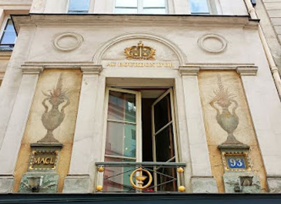 france/paris/landmark/au-bourdon-d-or