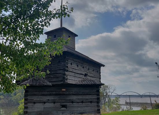 illinois/quad-cities/landmark/government-bridge