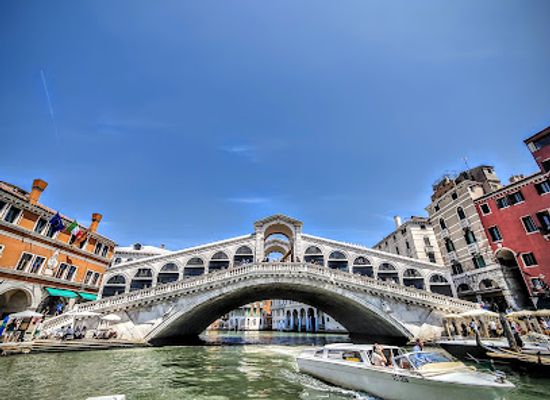 italy/venetian-riviera/landmark/ponte-di-rialto