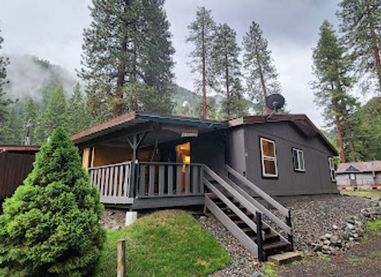 oregon/wallowa-county/landmark/wallowa-lake-resort