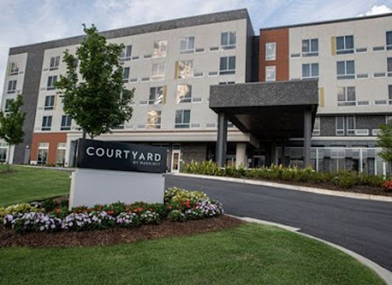 south-carolina/mauldin/landmark/courtyard-greenville-mauldin