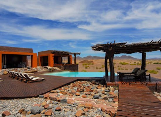 namibia/skeleton-coast/landmark/okahirongo-elephant-lodge