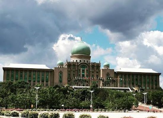 malaysia/kuala-lumpur/landmark/perdana-putra