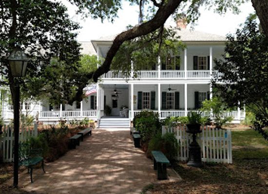 alabama/mobile-bay/landmark/swift-coles-historic-home