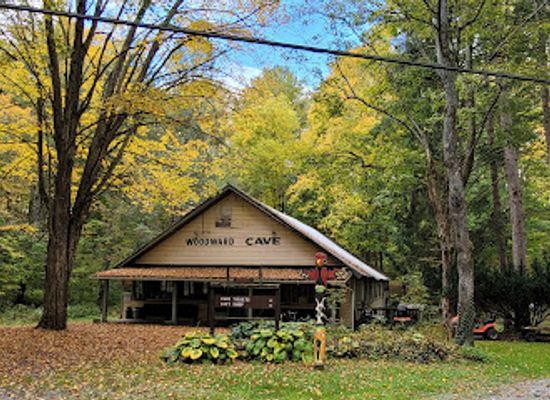 pennsylvania/amish-country/landmark/woodward-cave