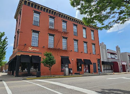 kentucky/newport/landmark/mokka-and-the-sunset-bar-and-grill