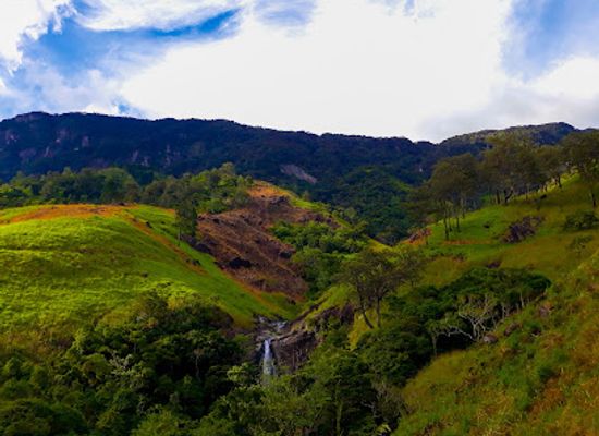 sri-lanka/horton-plains-national-park/landmark/devil-s-staircase-waterfall