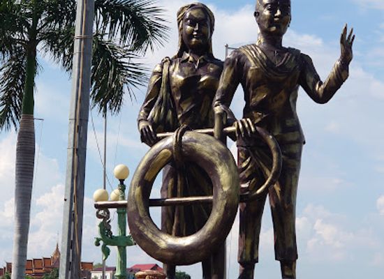 cambodia/kampong-cham/landmark/statues-of-kampong-cham