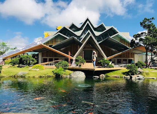 vietnam/da-lat/landmark/maple-leaf-tourist-area
