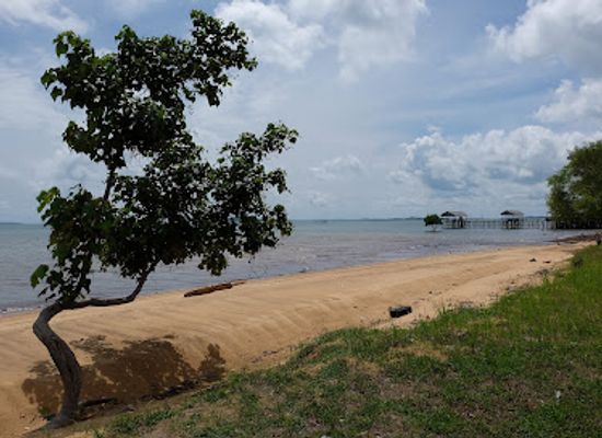 indonesia/riau-islands/landmark/sembulang-beach