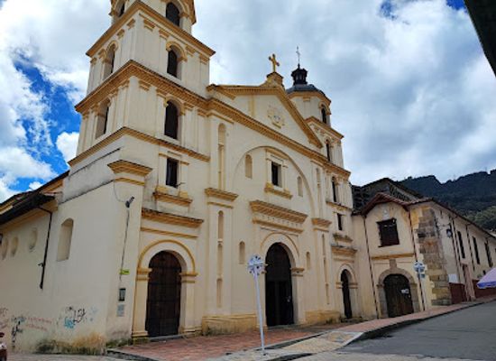 colombia/bogota/la-candelaria/landmark/iglesia-de-nuestra-senora-de-la-candelaria
