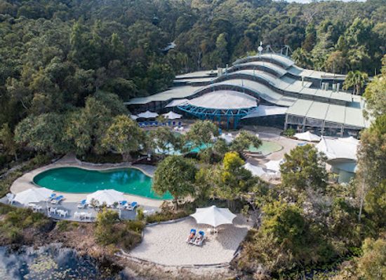 australia/fraser-coast/landmark/kingfisher-bay-resort