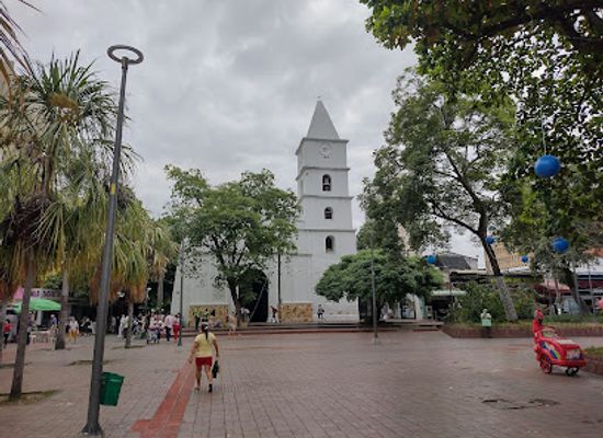 colombia/neiva/landmark/parque-central-santander