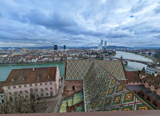 switzerland/basel/grossbasel/landmark/leonhardskirchplatz