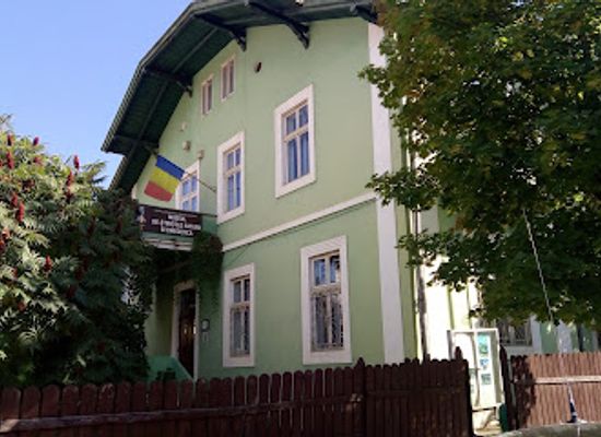 moldova/vatra/landmark/muzeul-de-stiinte-ale-naturii-si-cinegetica