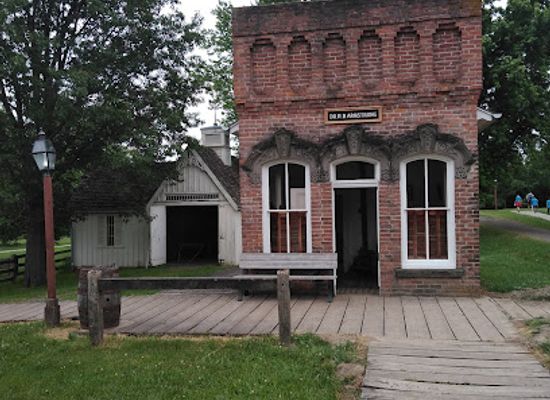 iowa/urbandale/landmark/living-history-farms