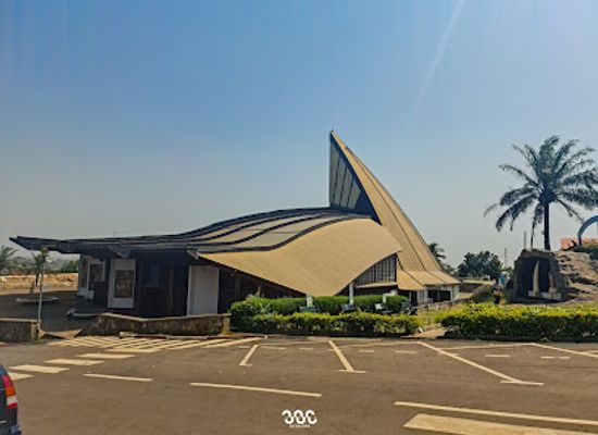 cameroon/yaounde/ngoa-ekelle/landmark/basilica-of-mary-queen-of-apostles