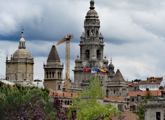 spain/santiago-de-compostela/ensanche/landmark/praza-de-galicia
