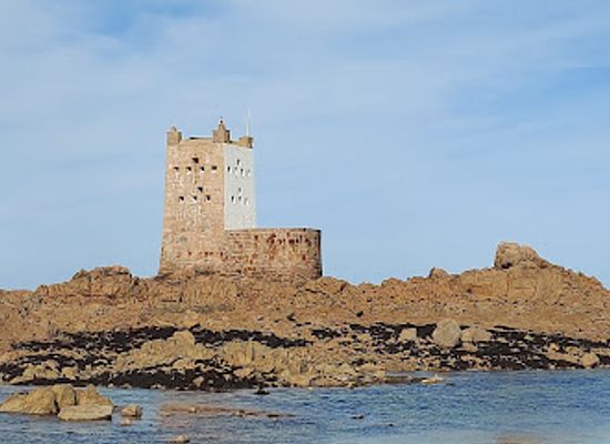 jersey/portelet-bay/landmark/seymour-tower